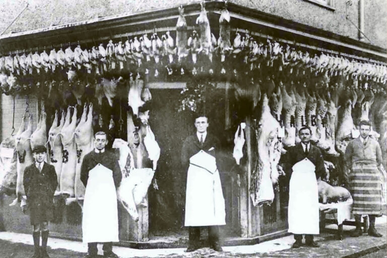 https://burgessmemorials.co.uk/wp-content/uploads/2022/10/3-768x512.jpg